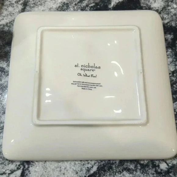 St. Nicholas Square Oh, What Fun! Plate - Picture 3 of 5